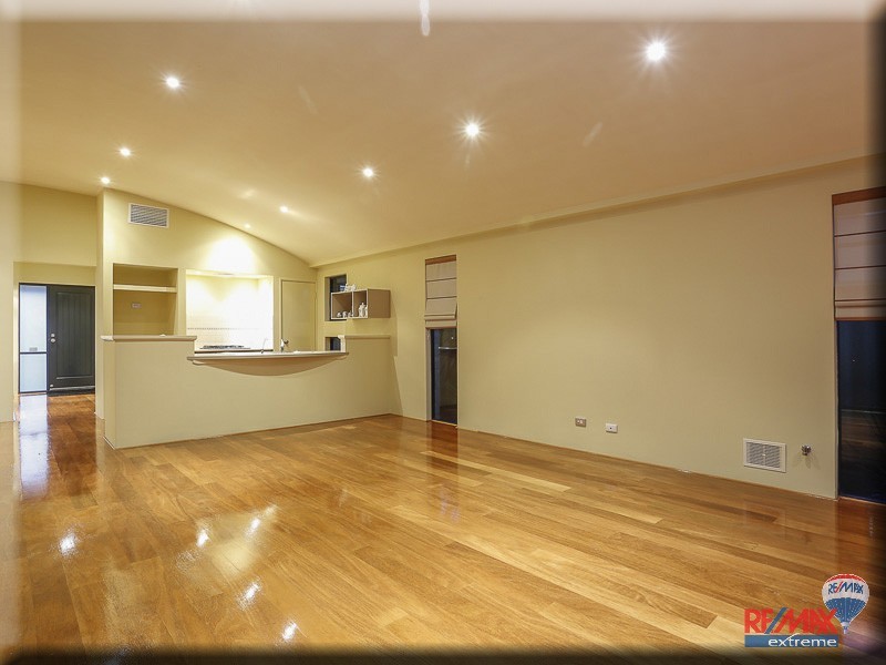 7 Throwley Avenue, Butler WA 6036