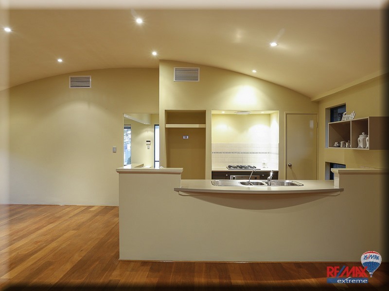 7 Throwley Avenue, Butler WA 6036