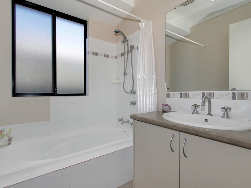 23 Oligantha Elbow, Banksia Grove WA 6031