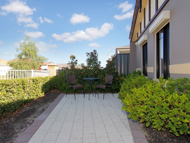 23 Oligantha Elbow, Banksia Grove WA 6031