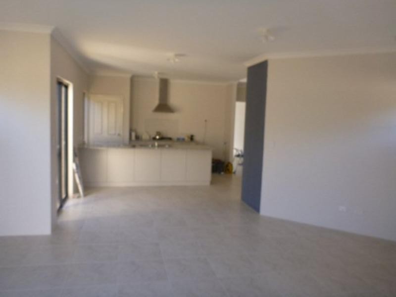 26 Beachwood Cres, Butler WA 6036