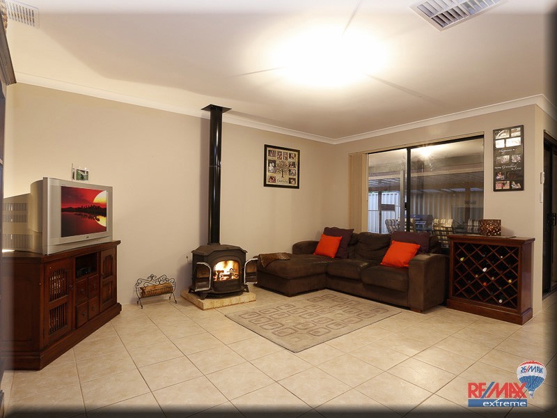 5 Cudjoe Way, Butler WA 6036