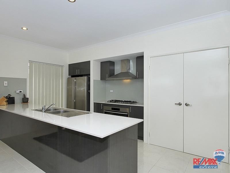 25 Spiral Flag Road, Yanchep WA 6035