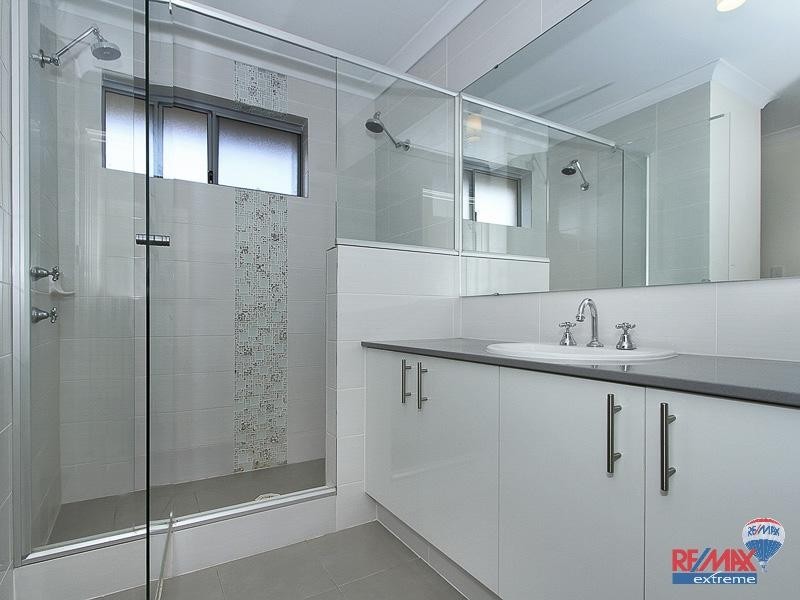 25 Spiral Flag Road, Yanchep WA 6035