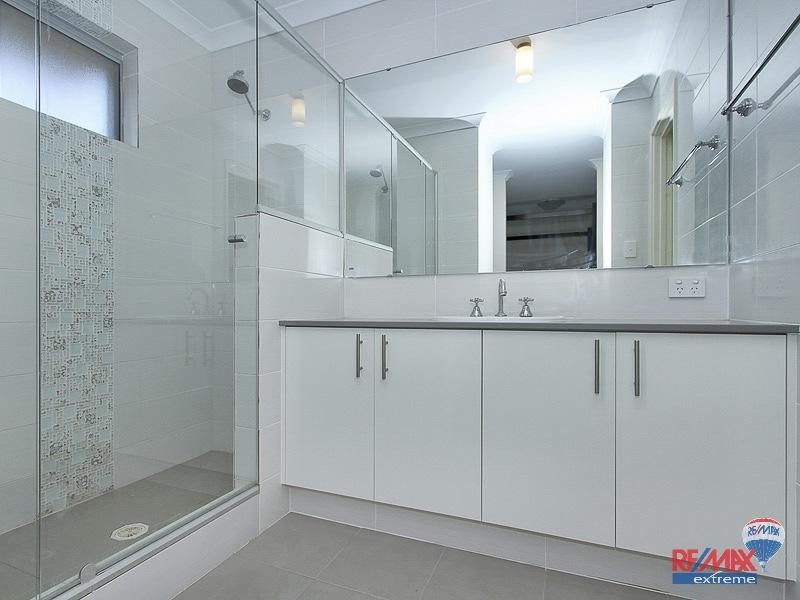 25 Spiral Flag Road, Yanchep WA 6035