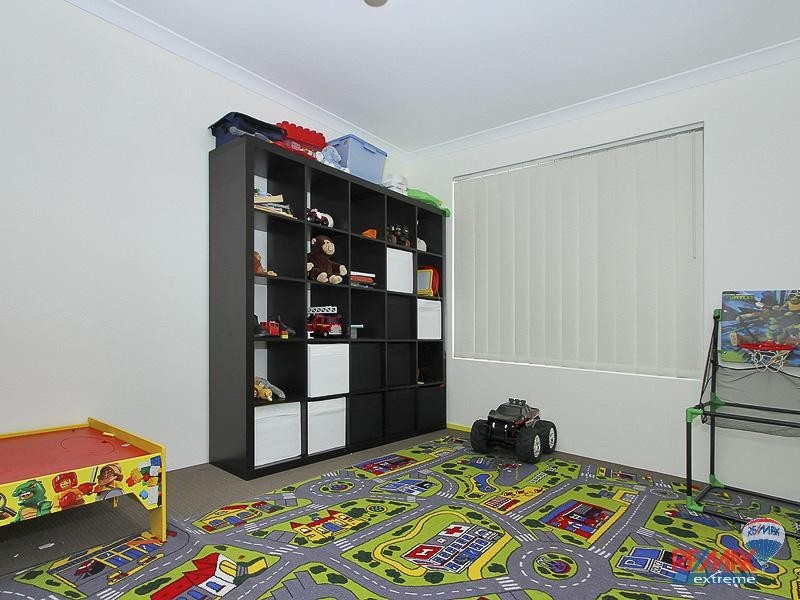 25 Spiral Flag Road, Yanchep WA 6035