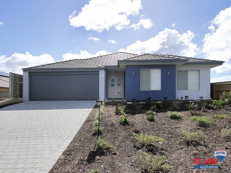 25 Spiral Flag Road, Yanchep WA 6035
