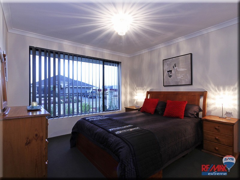 12 Finglas Meander, Butler WA 6036