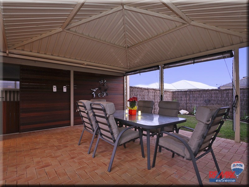 12 Finglas Meander, Butler WA 6036