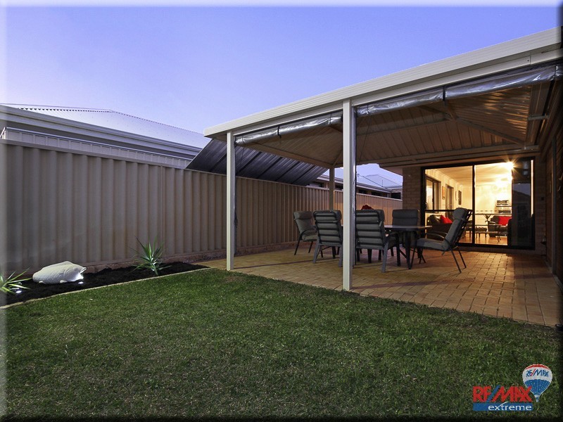 12 Finglas Meander, Butler WA 6036