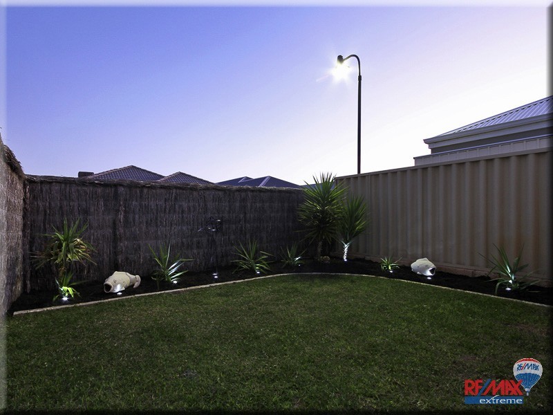 12 Finglas Meander, Butler WA 6036