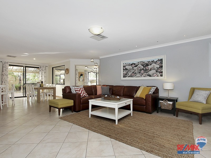 36 Asheville Parade, Landsdale WA 6065