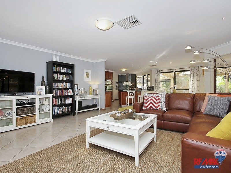 36 Asheville Parade, Landsdale WA 6065