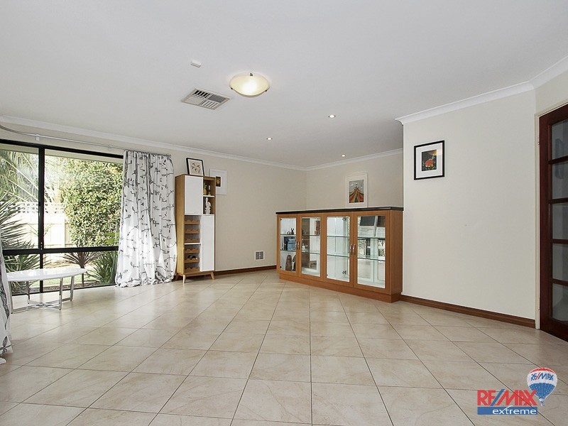 36 Asheville Parade, Landsdale WA 6065