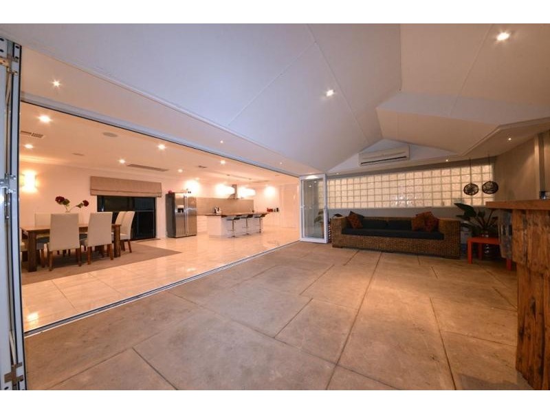 37 Karimba Street, Wanneroo WA 6065