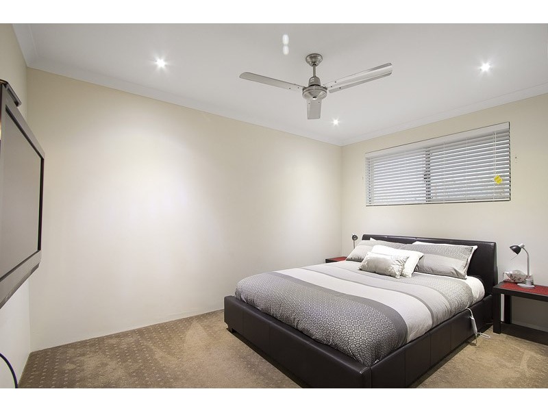 15 Strasbourg Vista, Hocking WA 6065