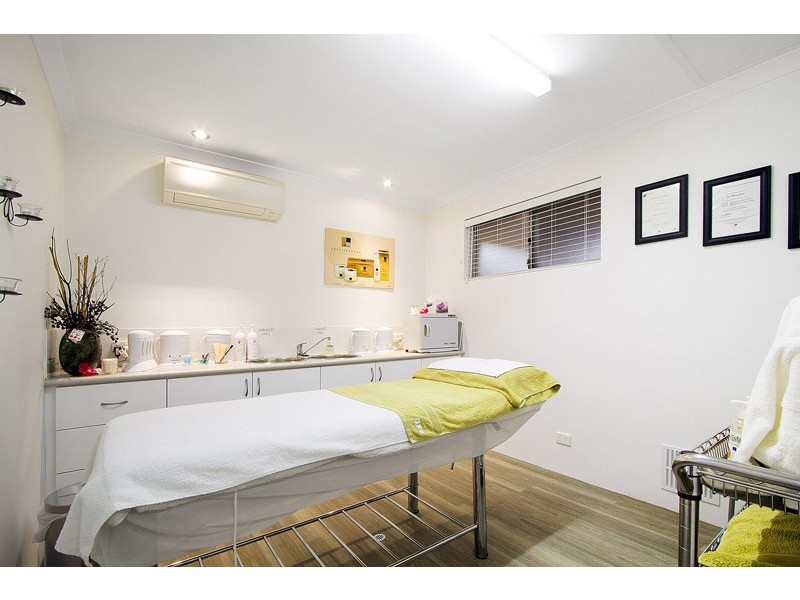 15 Strasbourg Vista, Hocking WA 6065