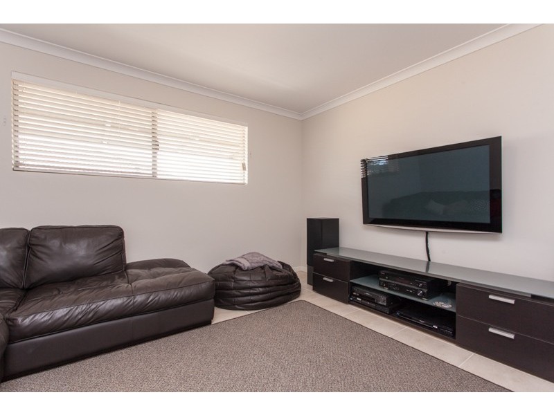 15 Strasbourg Vista, Hocking WA 6065