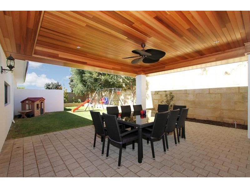 439 Burns Beach Road, Iluka WA 6028