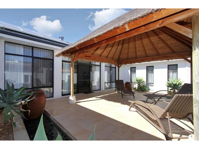 439 Burns Beach Road, Iluka WA 6028