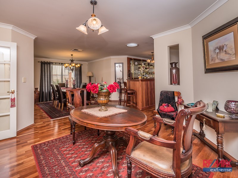 7 Karrivale Court, Pearsall WA 6065