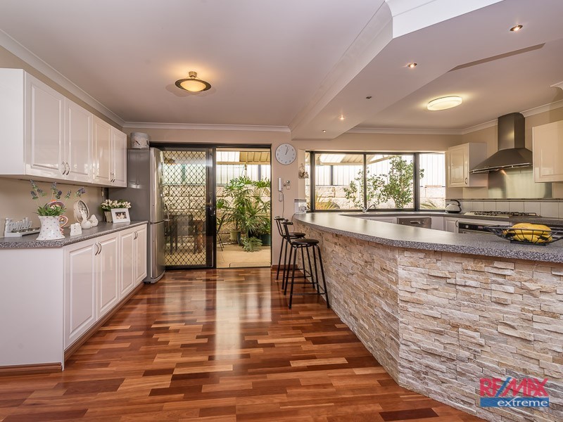 7 Karrivale Court, Pearsall WA 6065