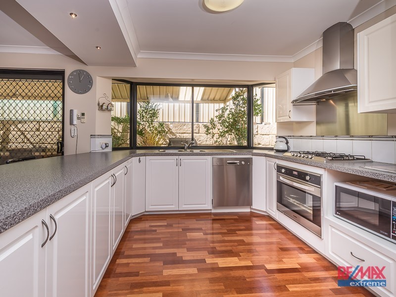 7 Karrivale Court, Pearsall WA 6065