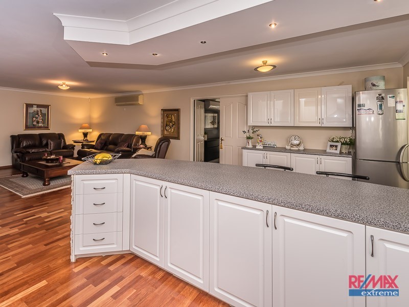 7 Karrivale Court, Pearsall WA 6065