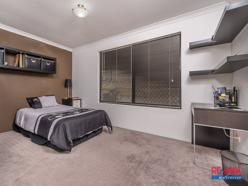 7 Karrivale Court, Pearsall WA 6065