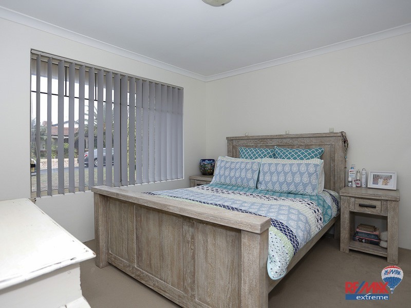 30 Kirkdale Turn, Kinross WA 6028