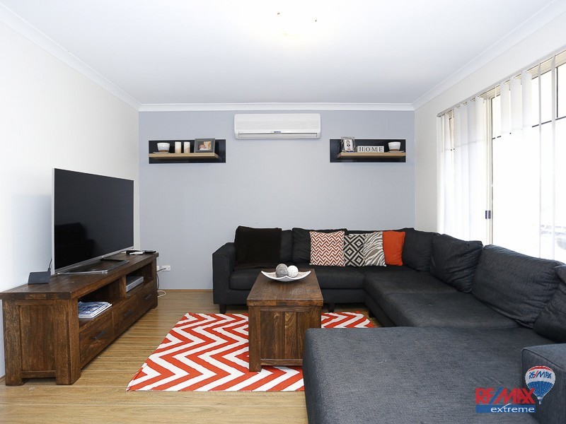 30 Kirkdale Turn, Kinross WA 6028