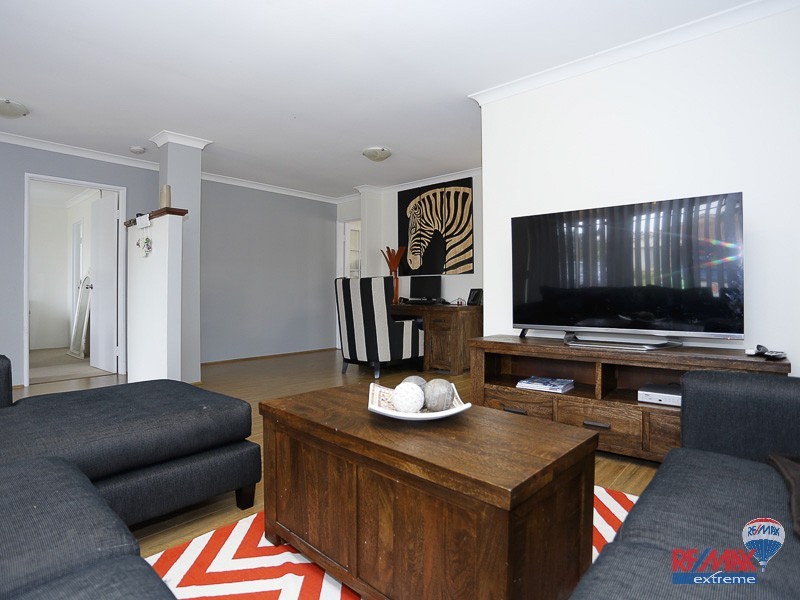 30 Kirkdale Turn, Kinross WA 6028