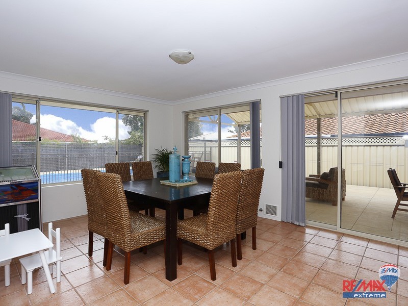 30 Kirkdale Turn, Kinross WA 6028