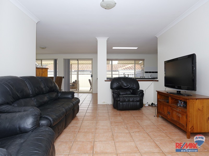 30 Kirkdale Turn, Kinross WA 6028