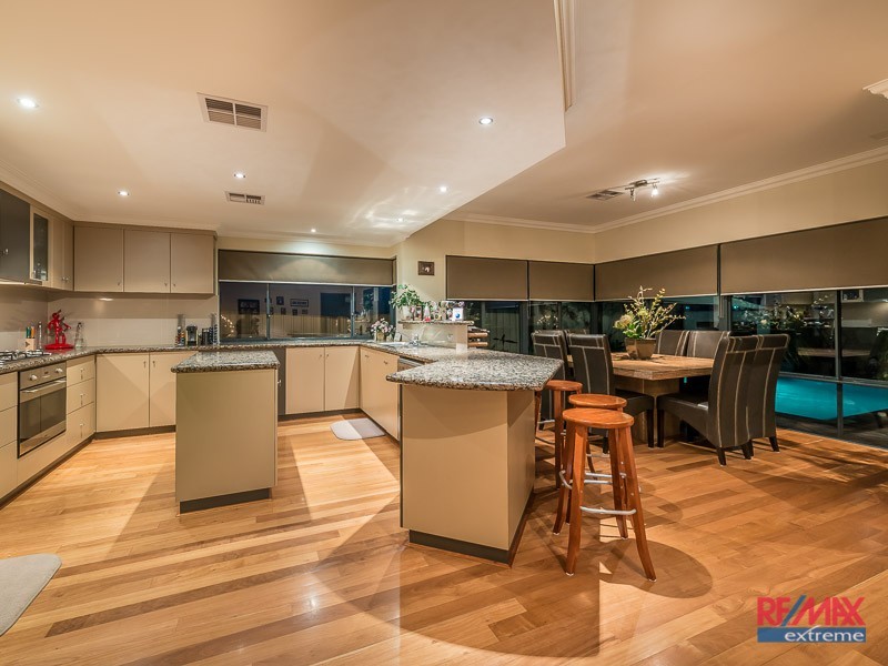 4 Monaro Way, Hocking WA 6065