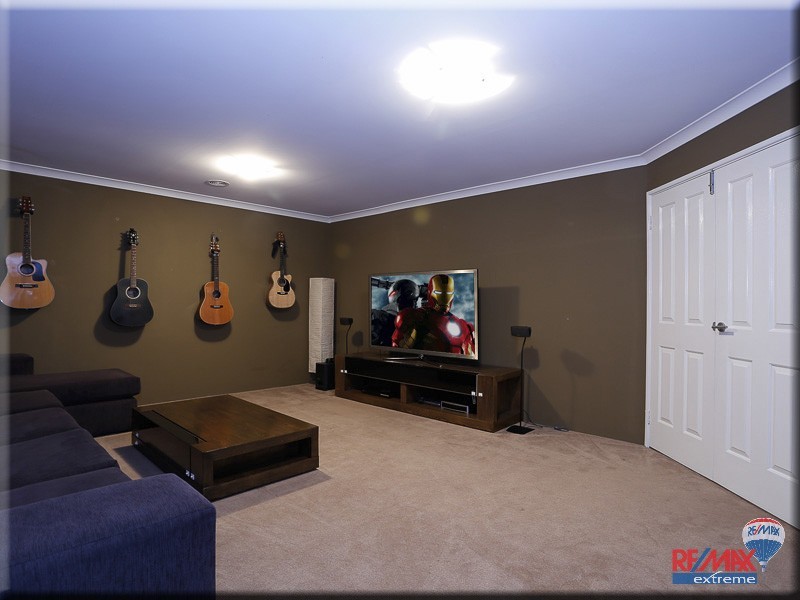 27 Landbeach Boulevard, Butler WA 6036