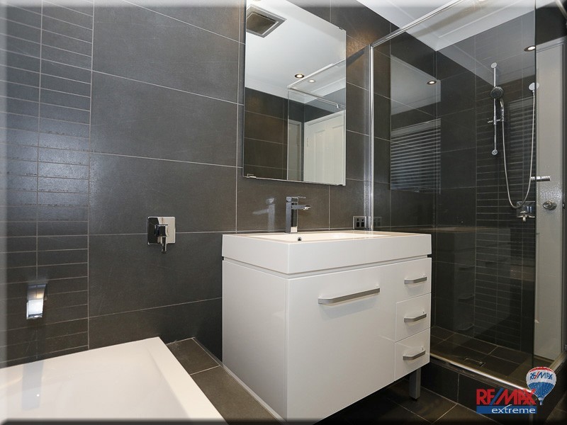 27 Landbeach Boulevard, Butler WA 6036