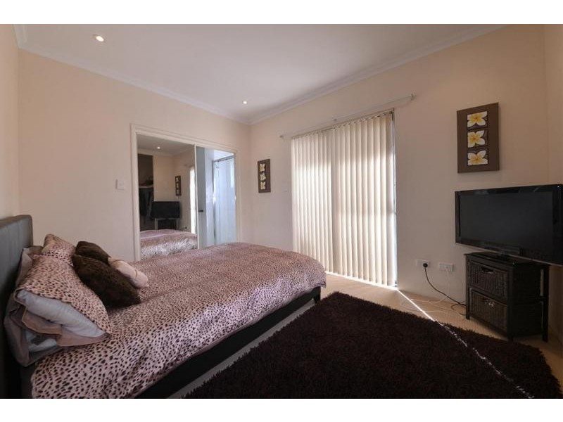 19B Bonvin Gardens, Tapping WA 6065