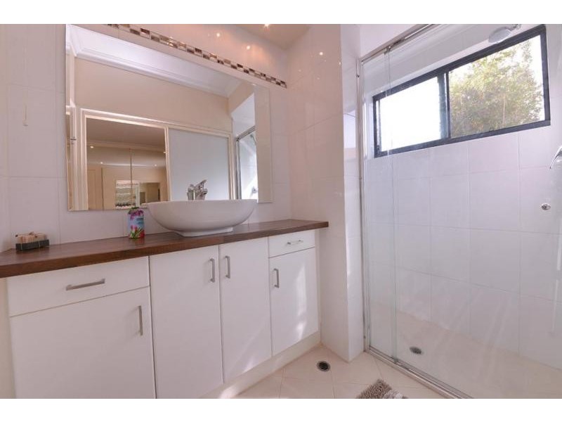 19B Bonvin Gardens, Tapping WA 6065