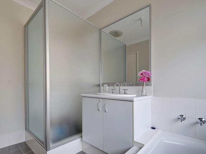 7 Albana Grove, Pearsall WA 6065