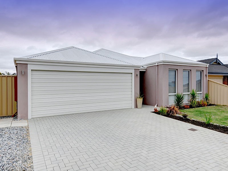7 Albana Grove, Pearsall WA 6065
