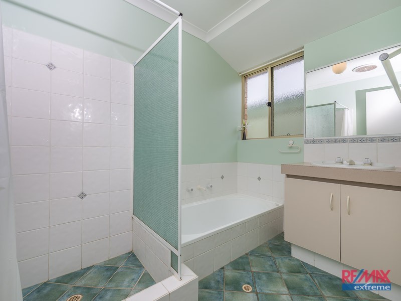 4 Namoi Turn, Merriwa WA 6030