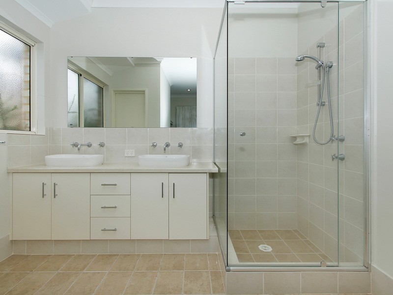 39 Bingarra Cresecent, Tapping WA 6065