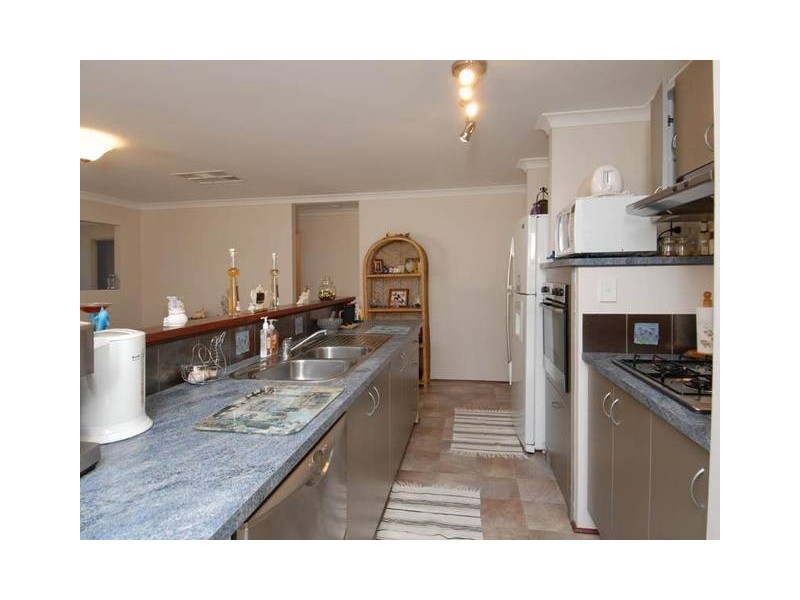 18 Wadhurst Road, Butler WA 6036