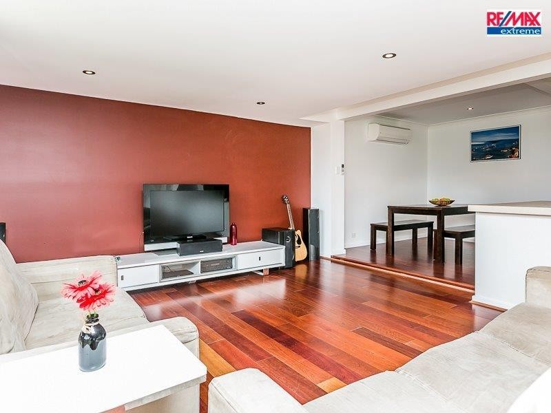 6 Nemesia Court, Heathridge WA 6027