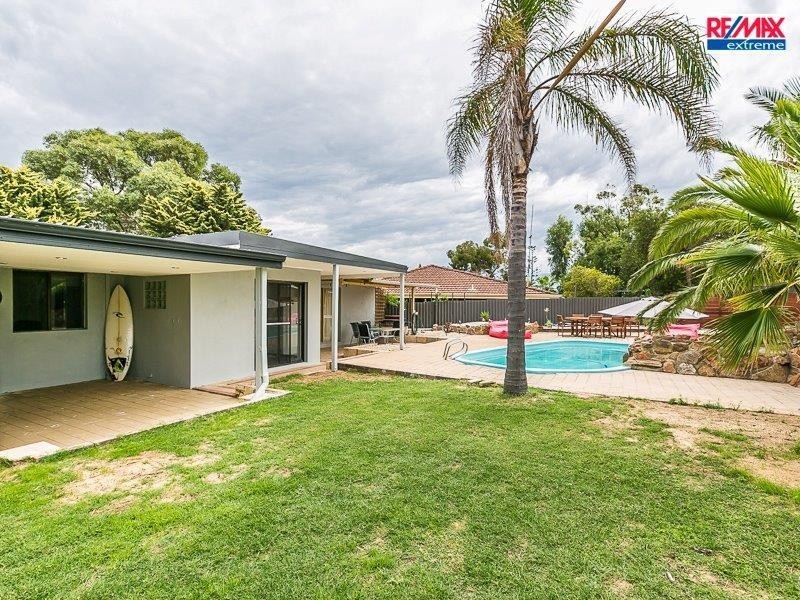 6 Nemesia Court, Heathridge WA 6027