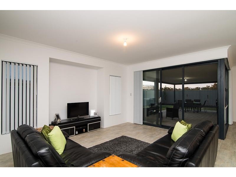 26 Fairgrounds Parkway, Alkimos WA 6038