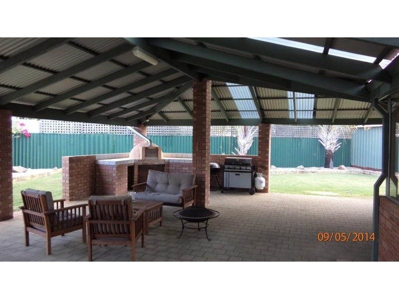 5 Amber Grove, Ballajura WA 6066