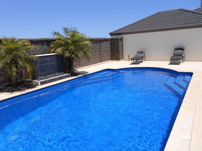 11 Bradman Drive, Butler WA 6036