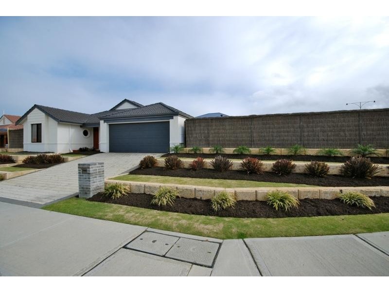 11 Bradman Drive, Butler WA 6036